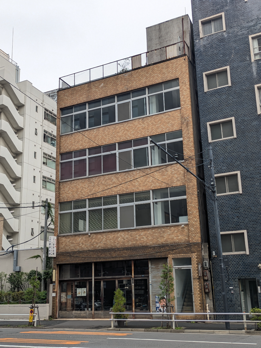 v20251022150707/fresh/building/J00100408438_8