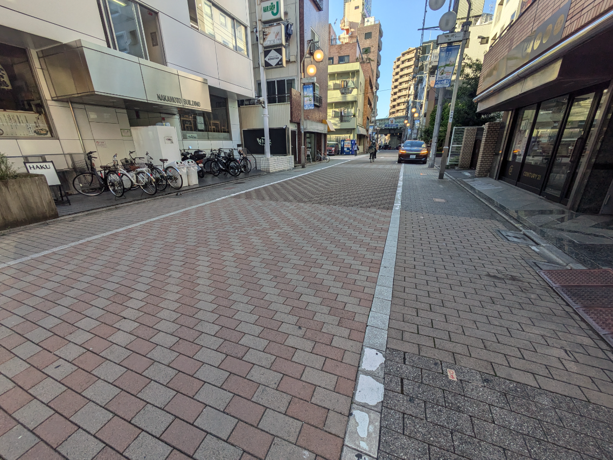 v20251022150707/fresh/building/J00100413772_13