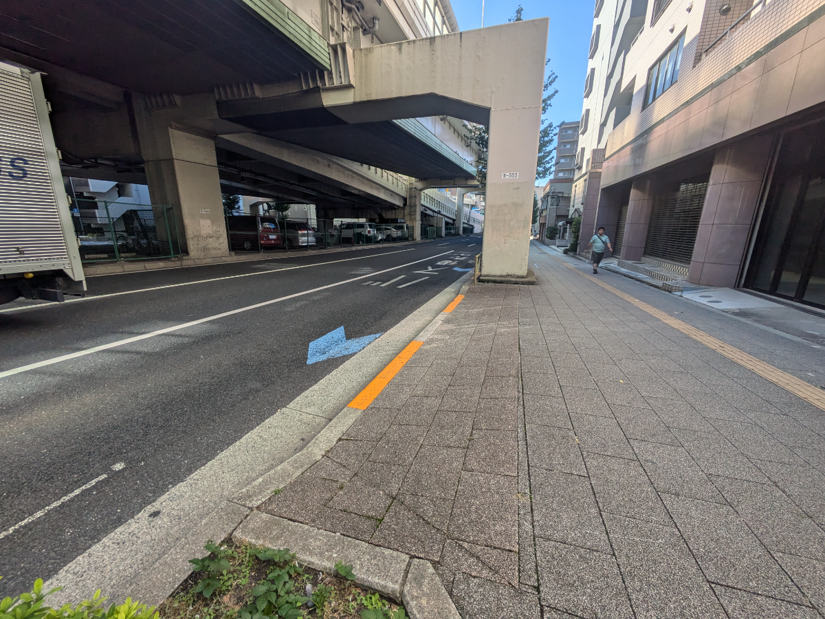 v20251022150707/fresh/building/J00100504428_13