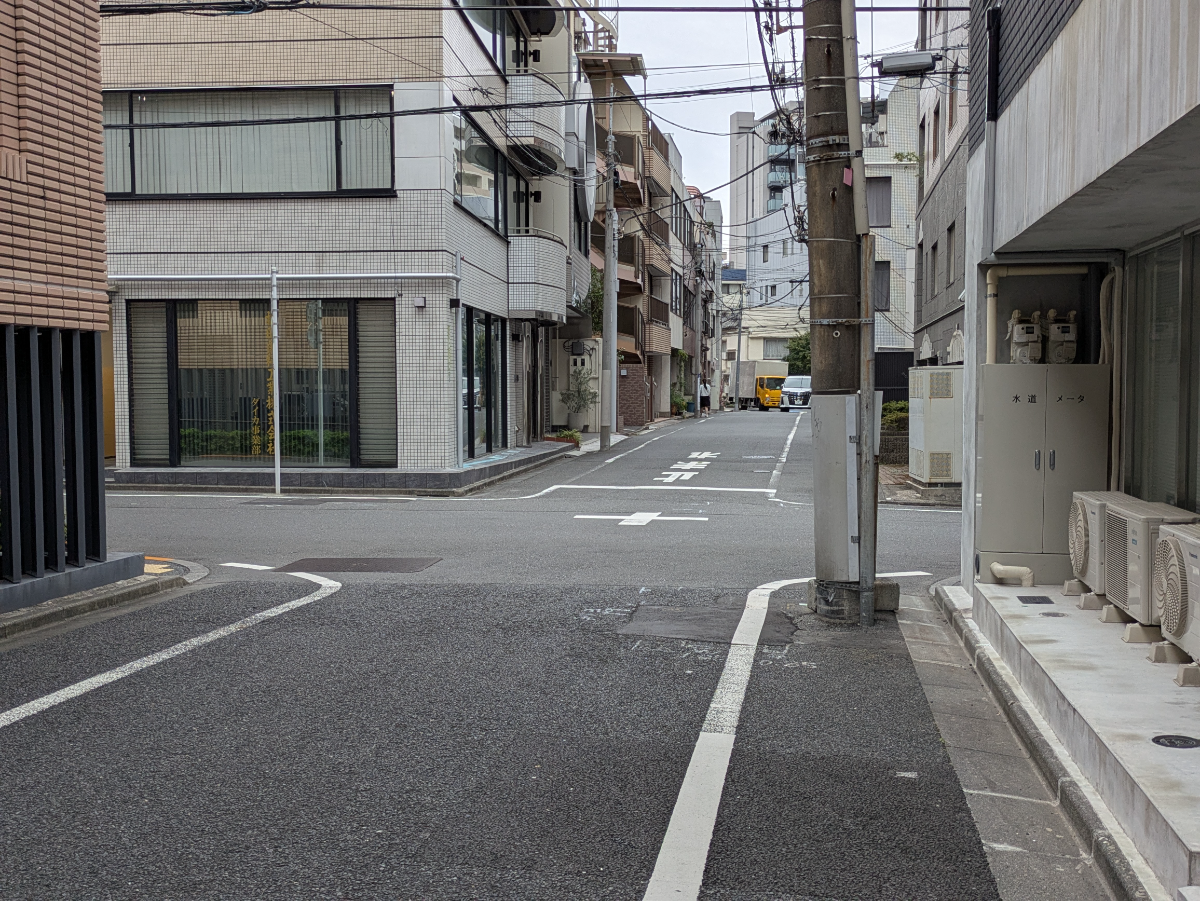 v20251022150707/fresh/building/J00100608461_13