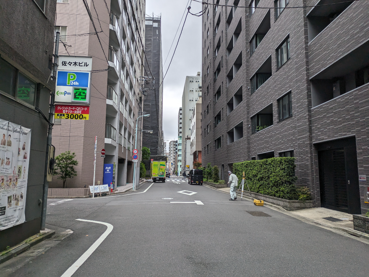 v20251025150703/fresh/building/J00100369584_11