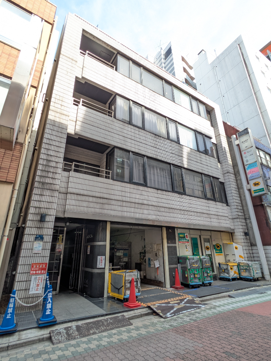 v20251025150703/fresh/building/J00100379346_16