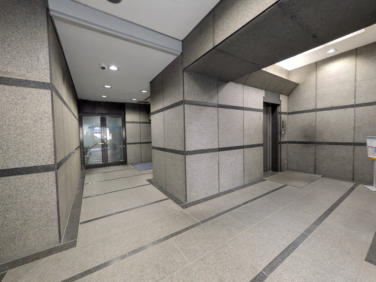 v20251025150703/fresh/building/J00100379980_10