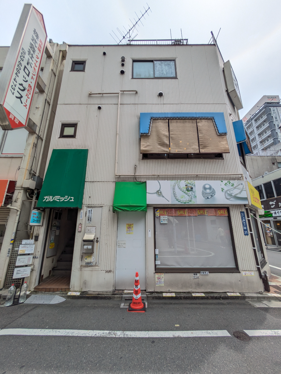 v20251025150703/fresh/building/J00100380458_9