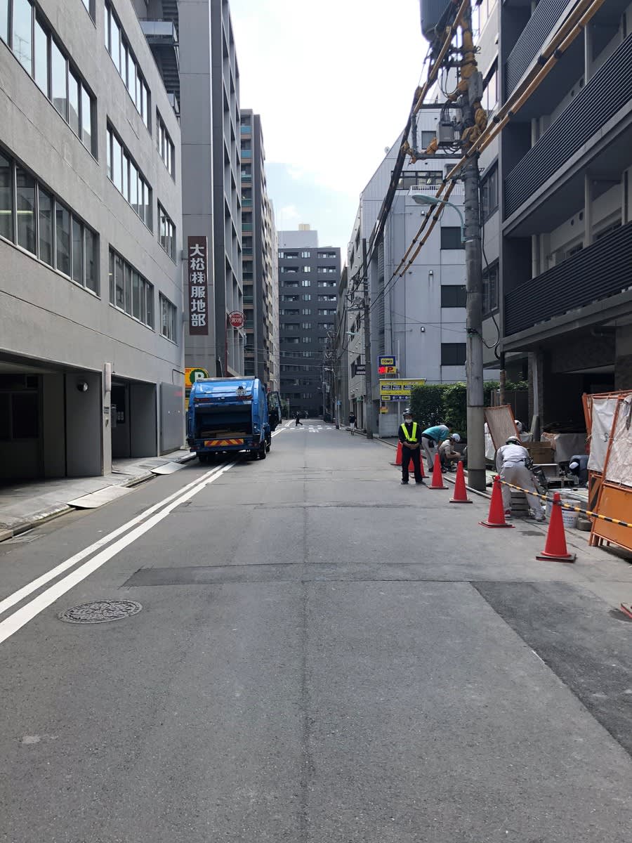v20251025150703/fresh/building/J00100382530_9