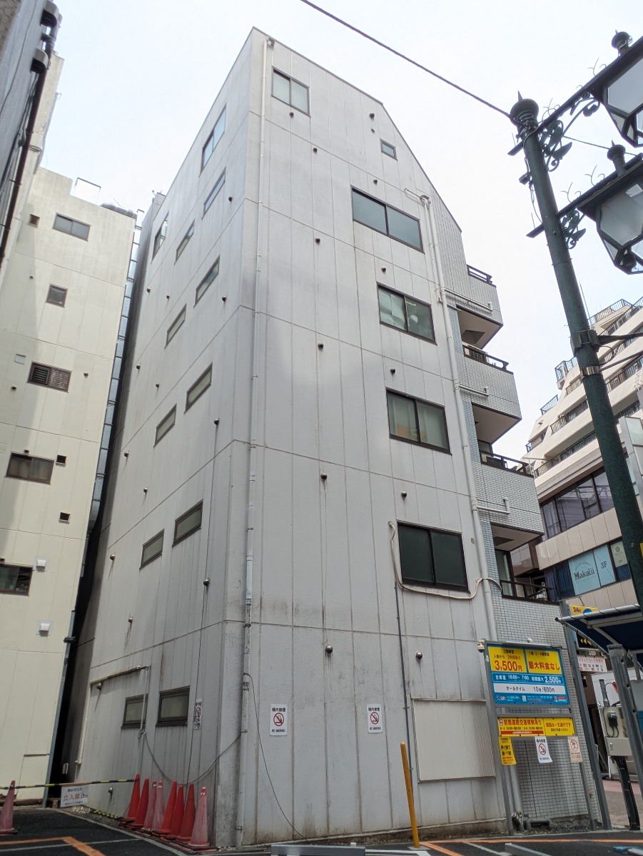 v20251025150703/fresh/building/J00100389845_11