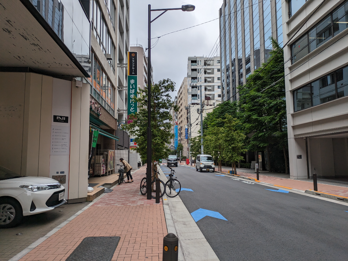 v20251025150703/fresh/building/J00100390499_14