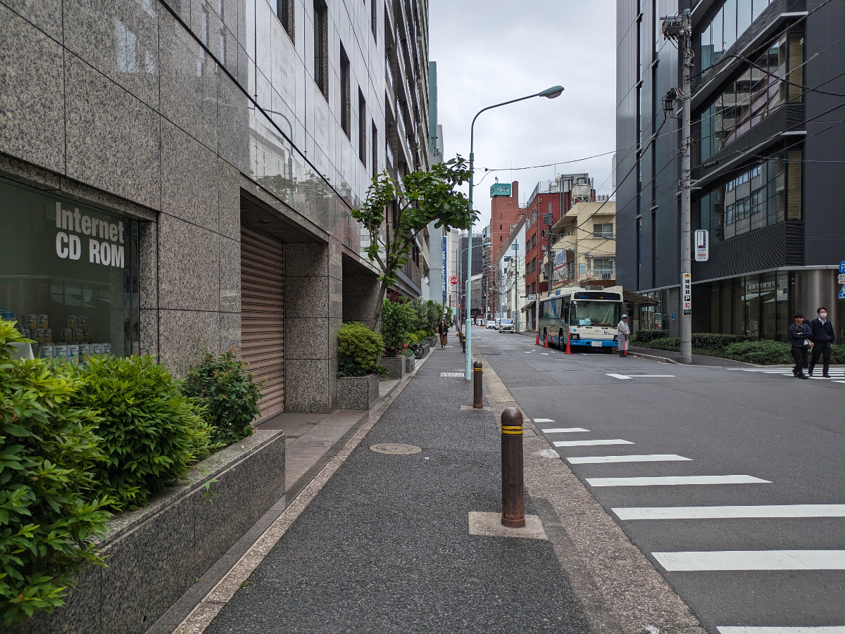 v20251025150703/fresh/building/J00100392590_13