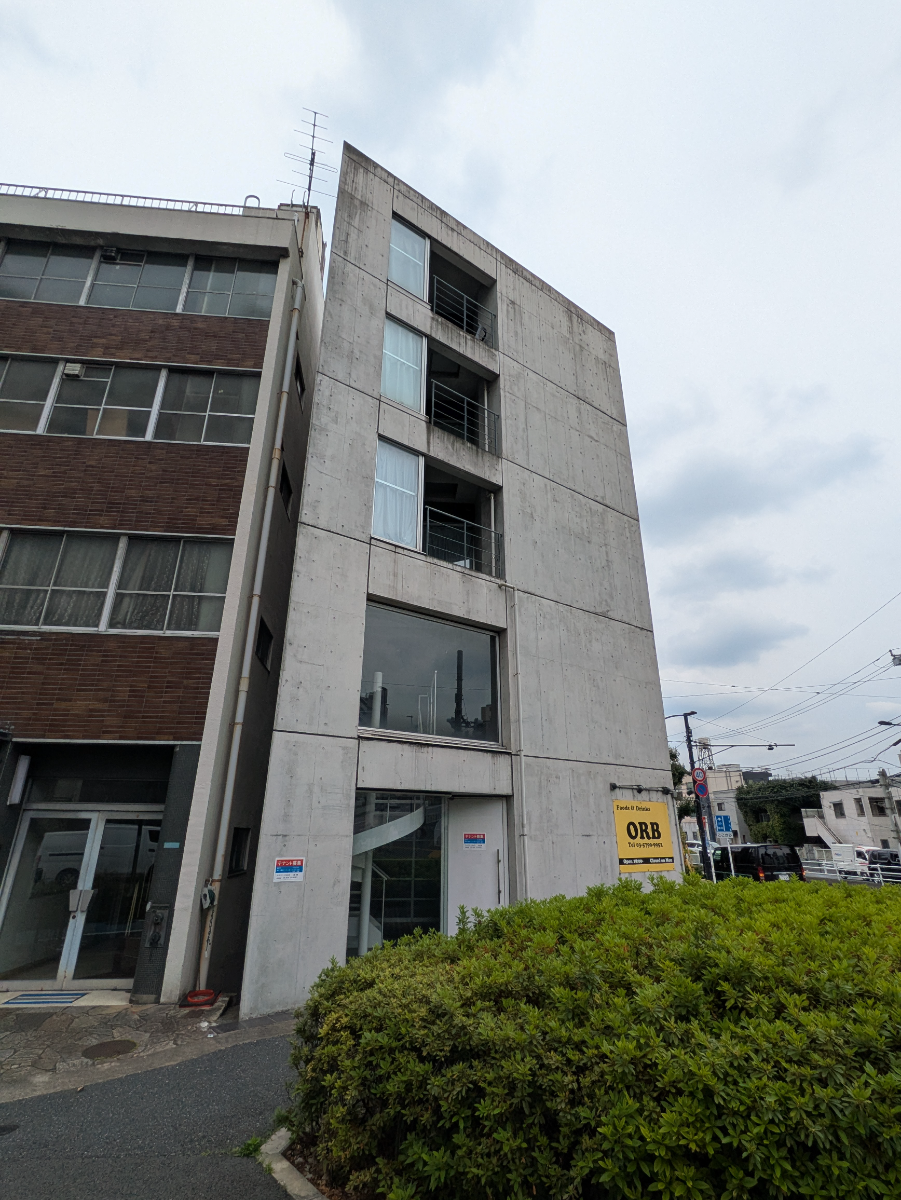 v20251025150703/fresh/building/J00100401952_5