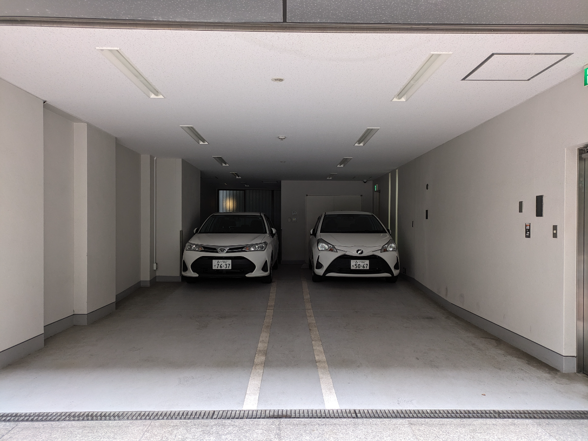 v20251025150703/fresh/building/J00100418942_13