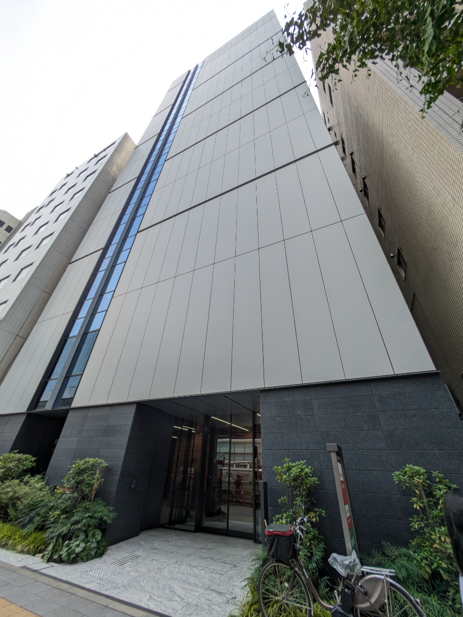 v20251025150703/fresh/building/J00100498901_64