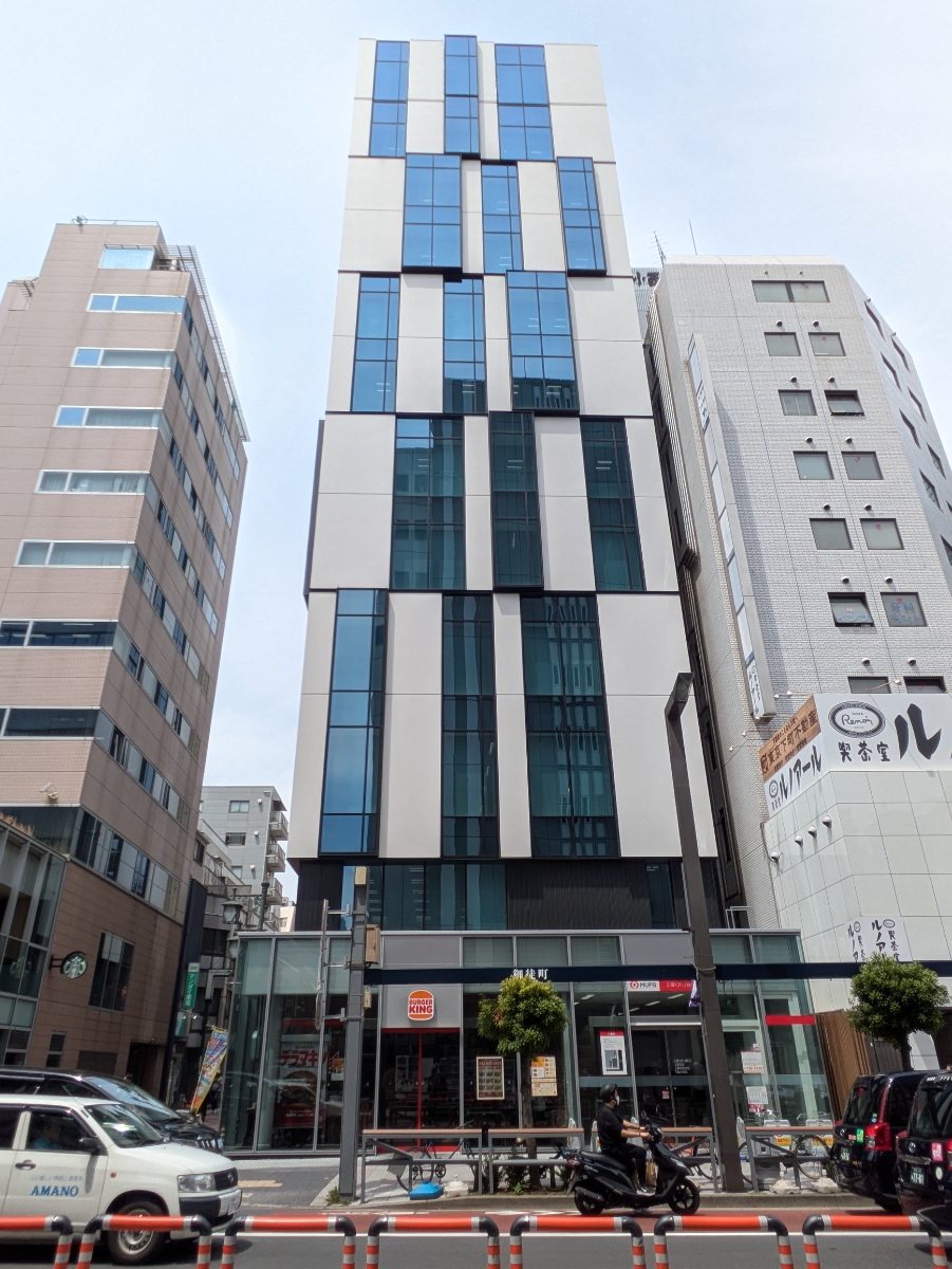 v20251025150703/fresh/building/J00100498901_8