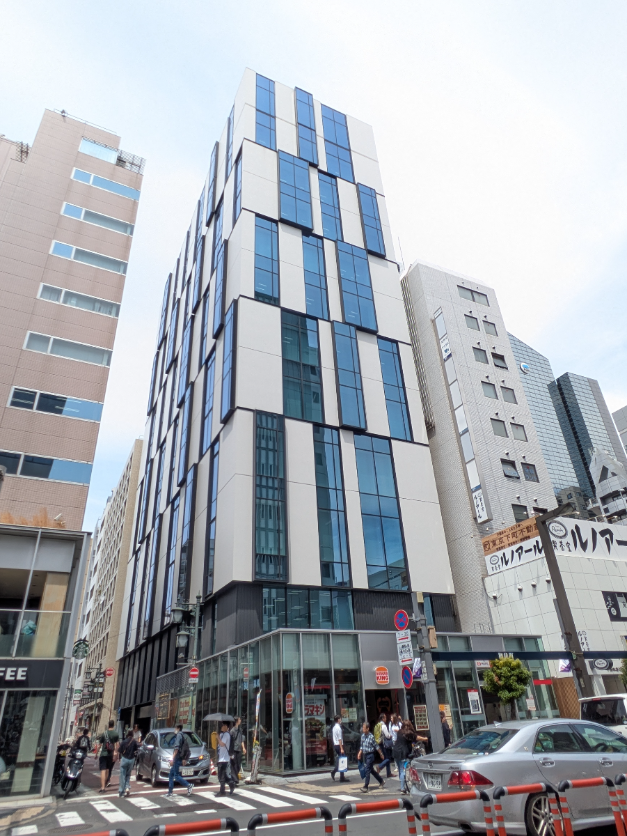 v20251025150703/fresh/building/J00100498901_9
