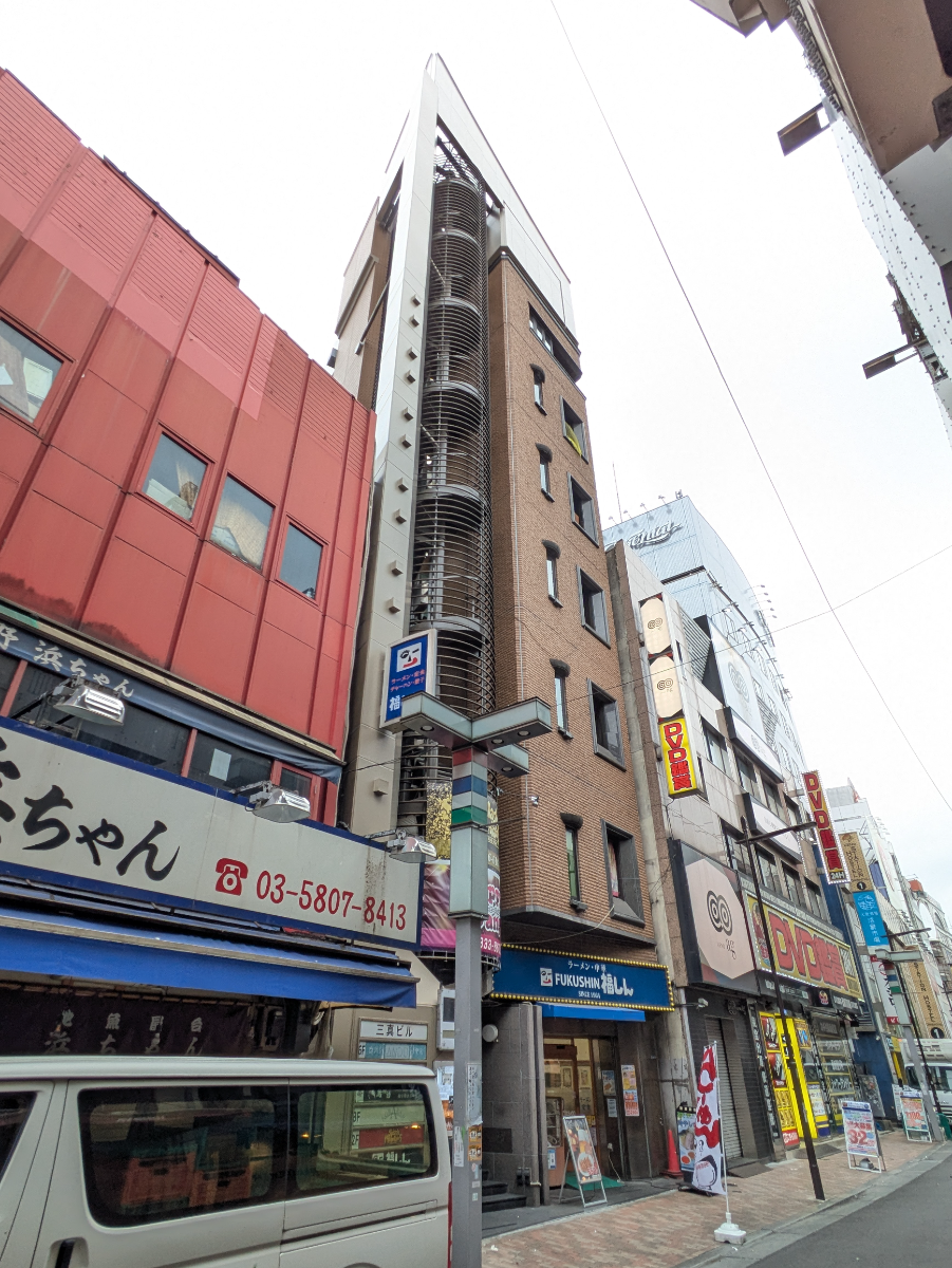 v20251101100342/fresh/building/J00100360721_8