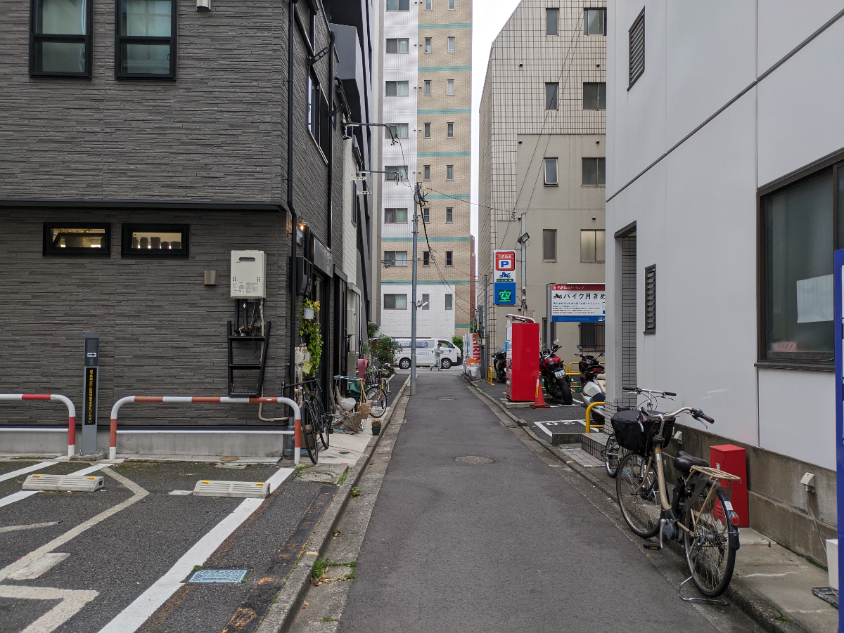 v20251101100342/fresh/building/J00100376044_9