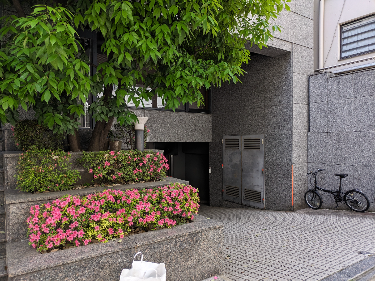 v20251101100342/fresh/building/J00100391049_11