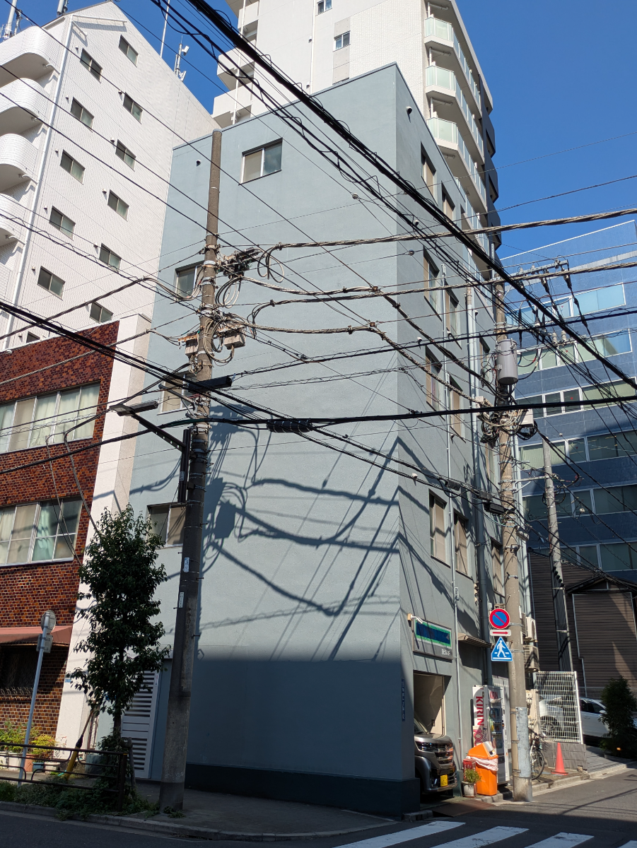 v20251105150753/fresh/building/J00100366567_12