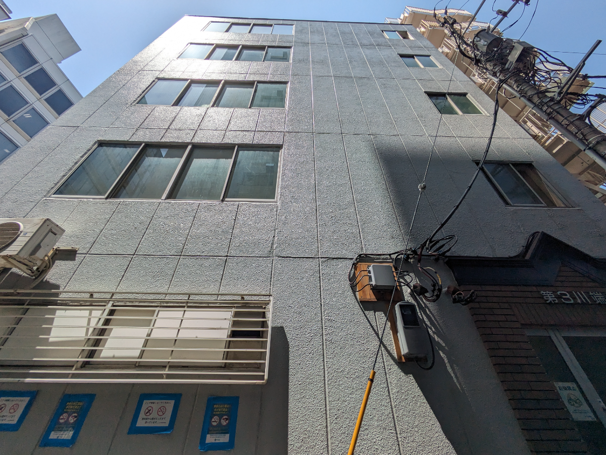v20251106150802/fresh/building/J00100374975_9