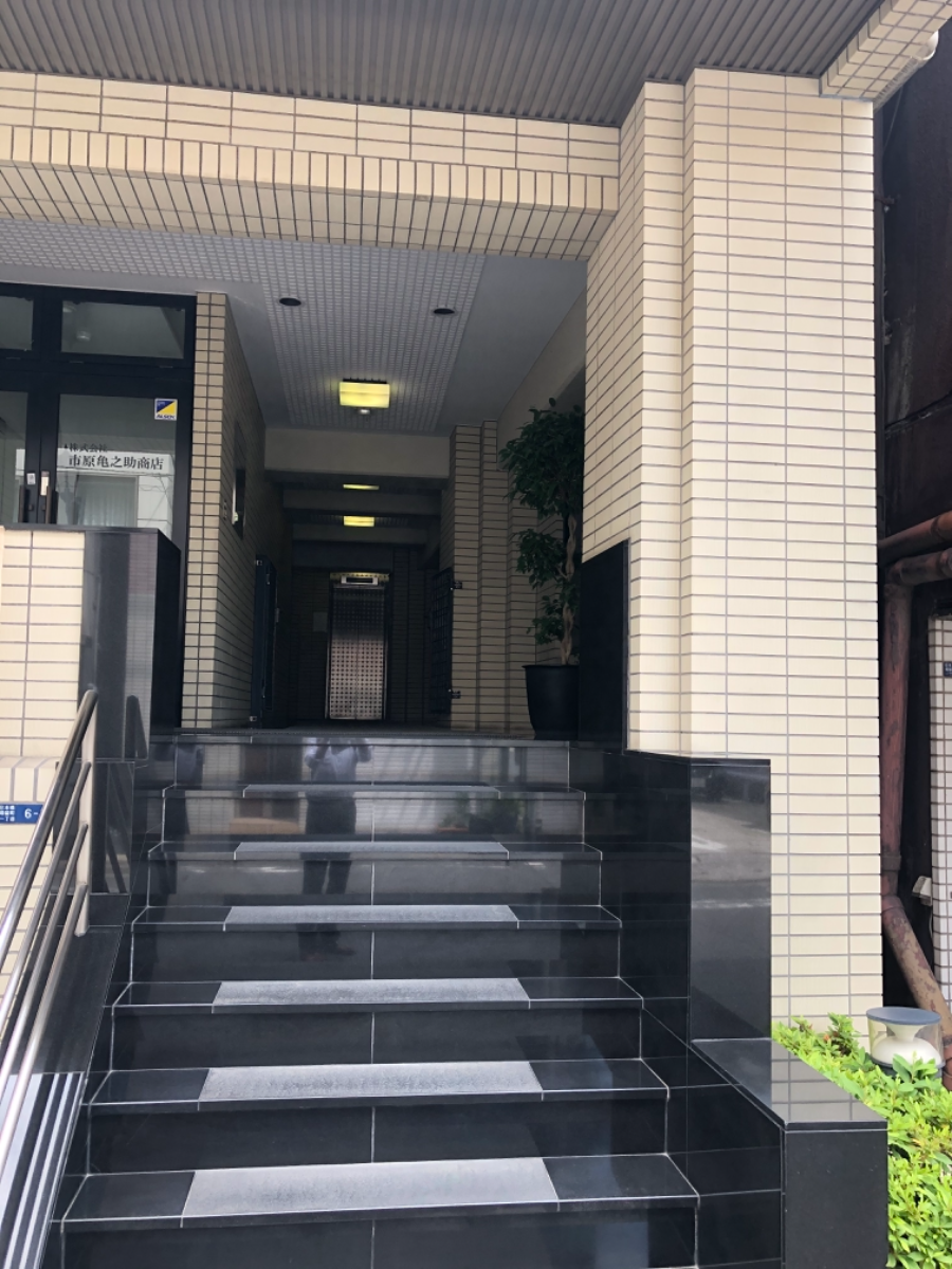 v20251106150802/fresh/building/J00100376591_3