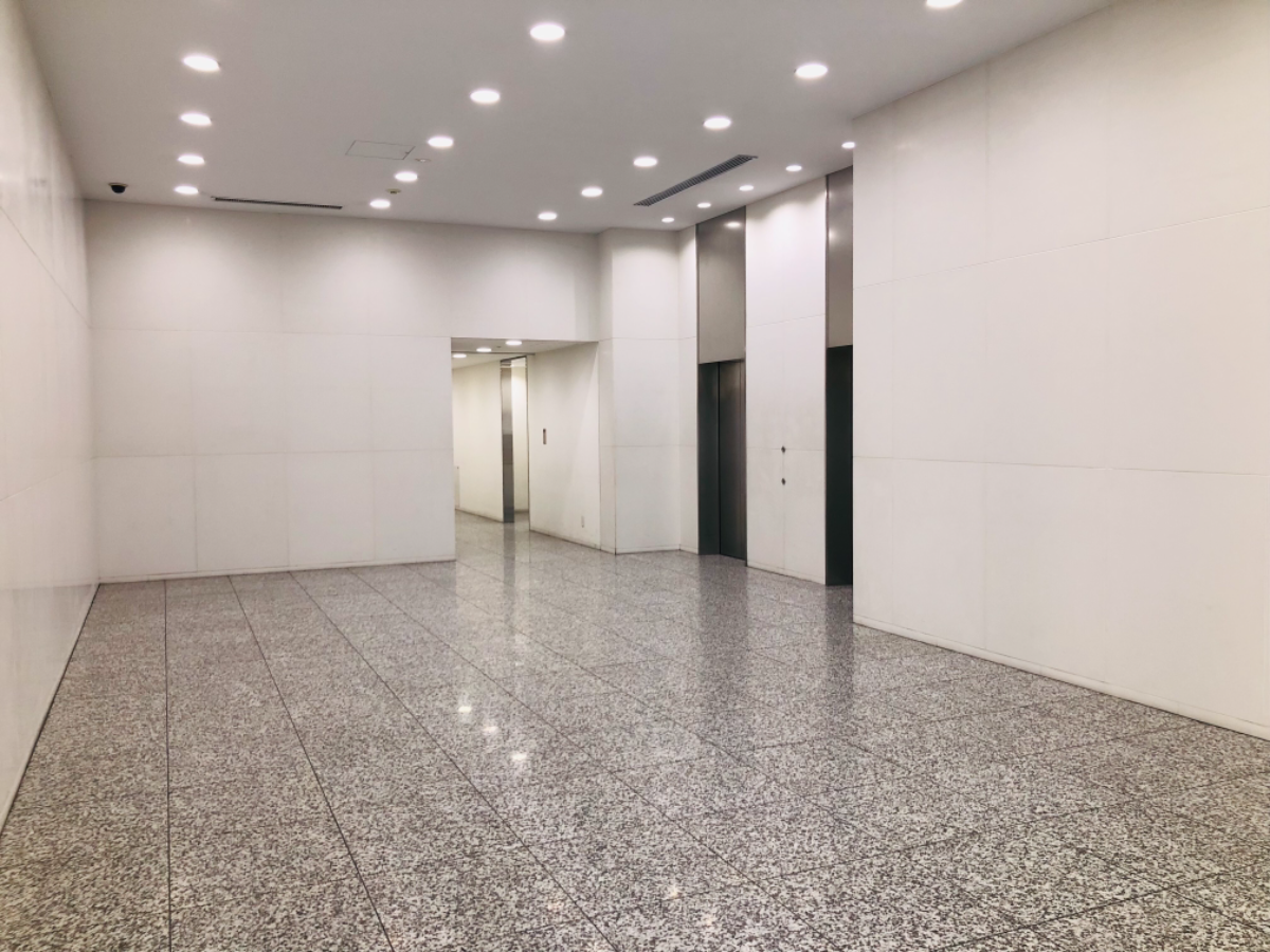 v20251106150802/fresh/building/J00100394652_9