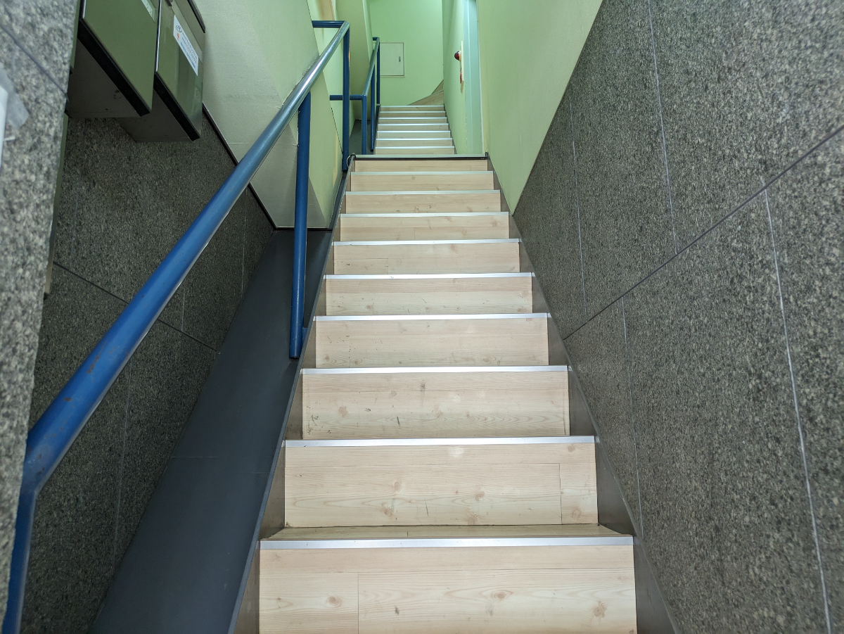 v20251106150802/fresh/building/J00100418881_4