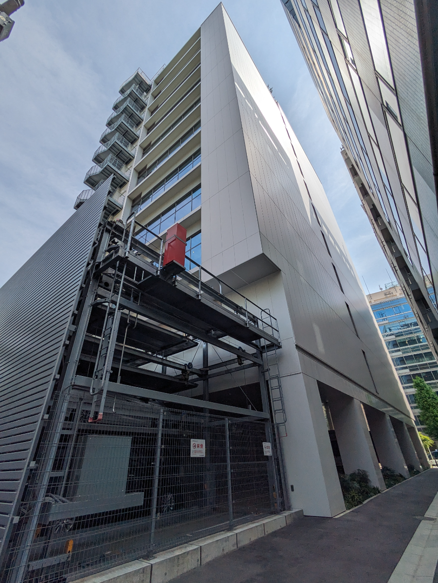 v20251106150802/fresh/building/J00100479972_16