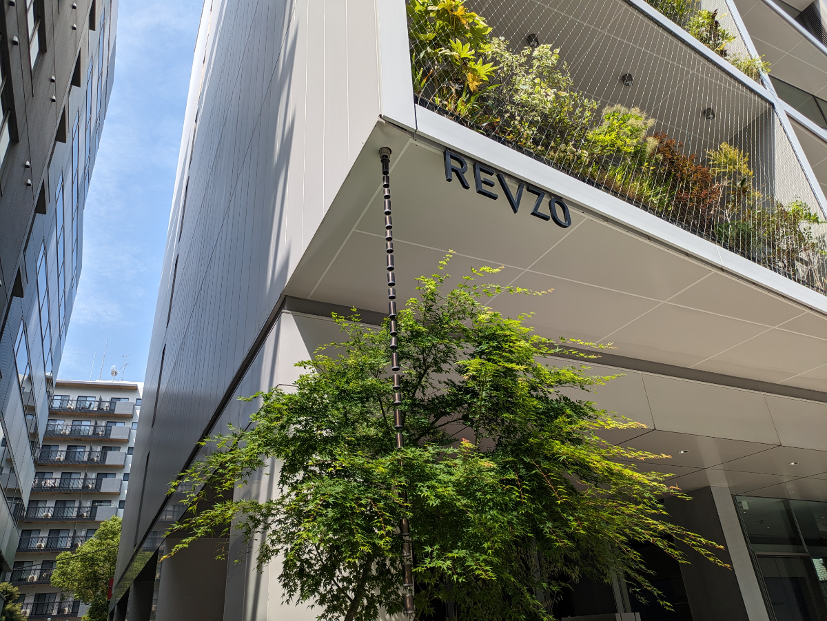 v20251106150802/fresh/building/J00100479972_17