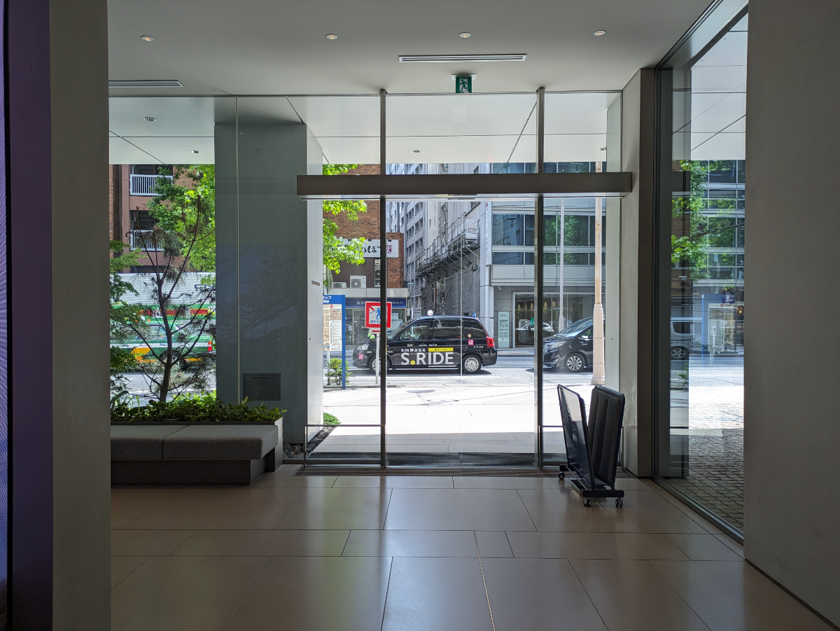 v20251106150802/fresh/building/J00100479972_9