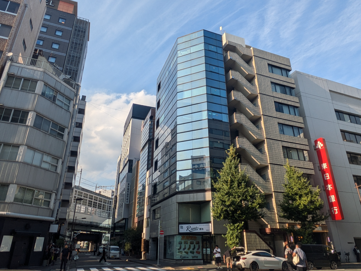 v20251114150803/fresh/building/J00100378444_1