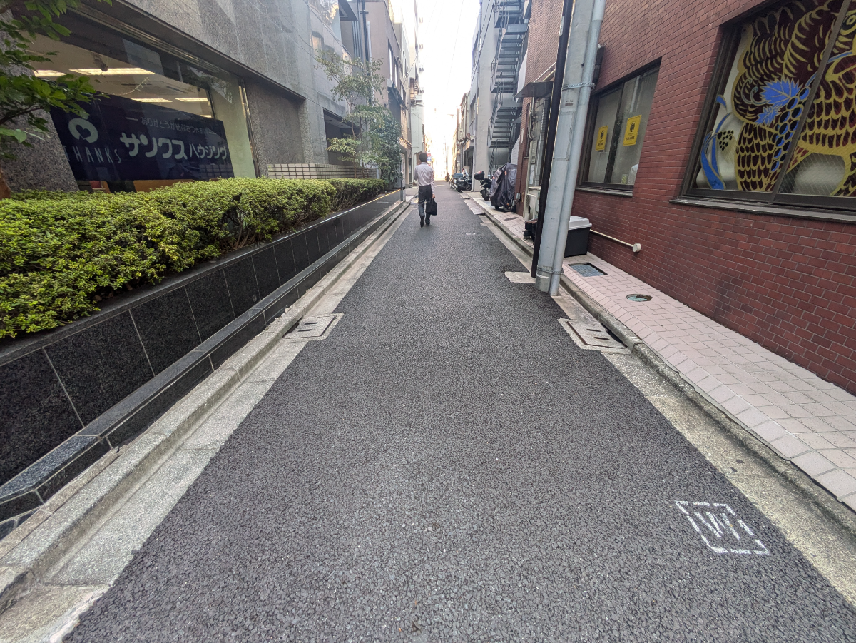 v20251114150803/fresh/building/J00100381732_2