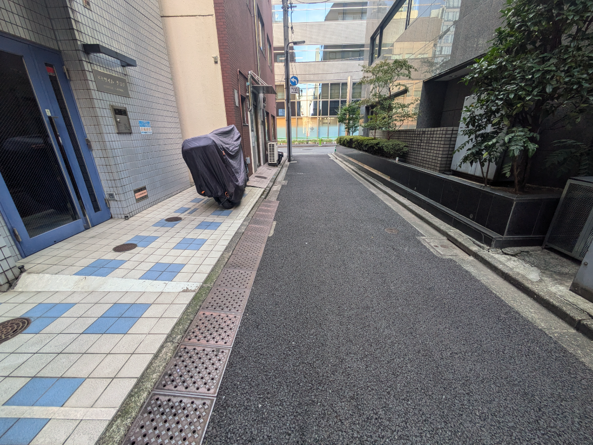 v20251114150803/fresh/building/J00100381732_8