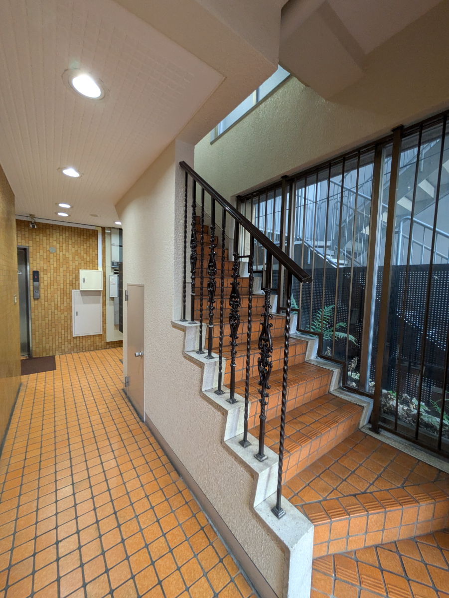 v20251114150803/fresh/building/J00100383665_9