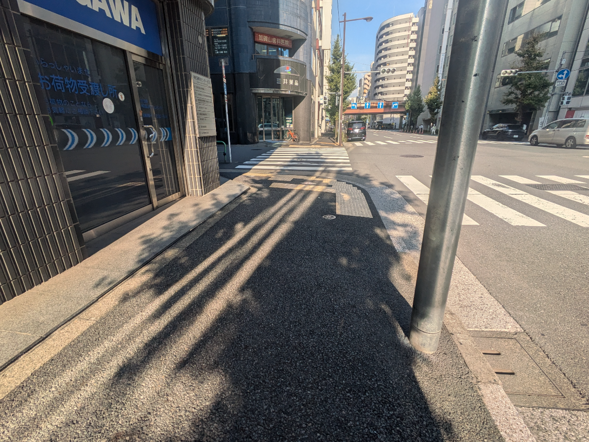 v20251114150803/fresh/building/J00100386372_2