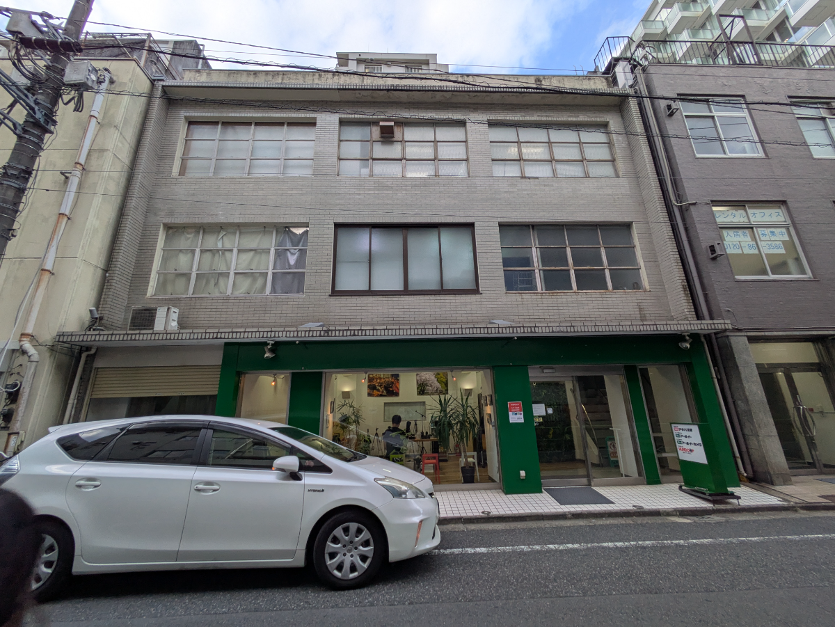 v20251114150803/fresh/building/J00100405273_5