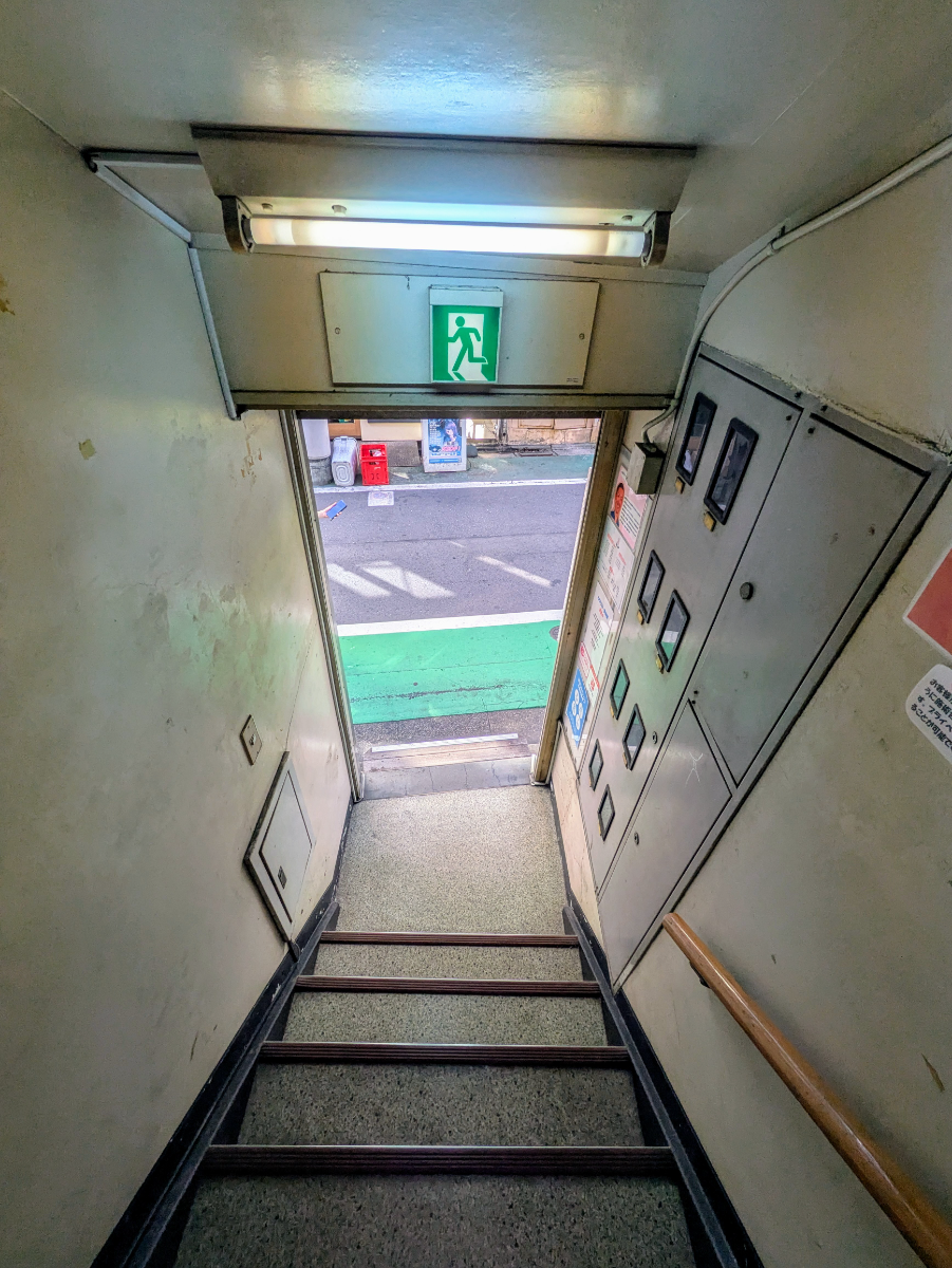 v20251114150803/fresh/building/J00100415668_11