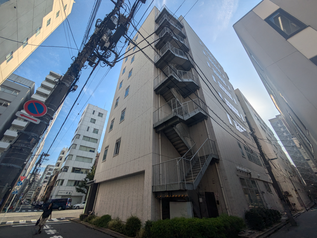 v20251114150803/fresh/building/J00100415851_17