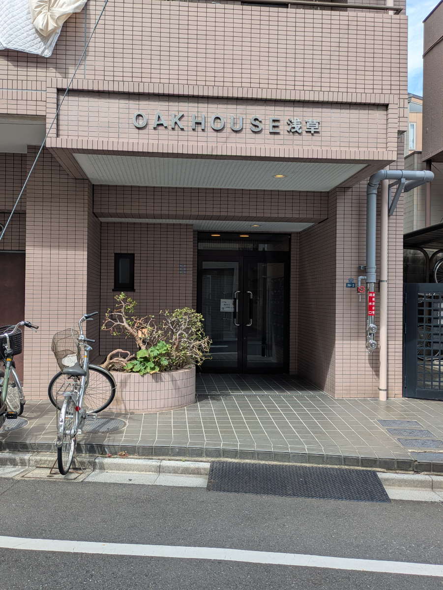 v20251114150803/fresh/building/J00100418404_3