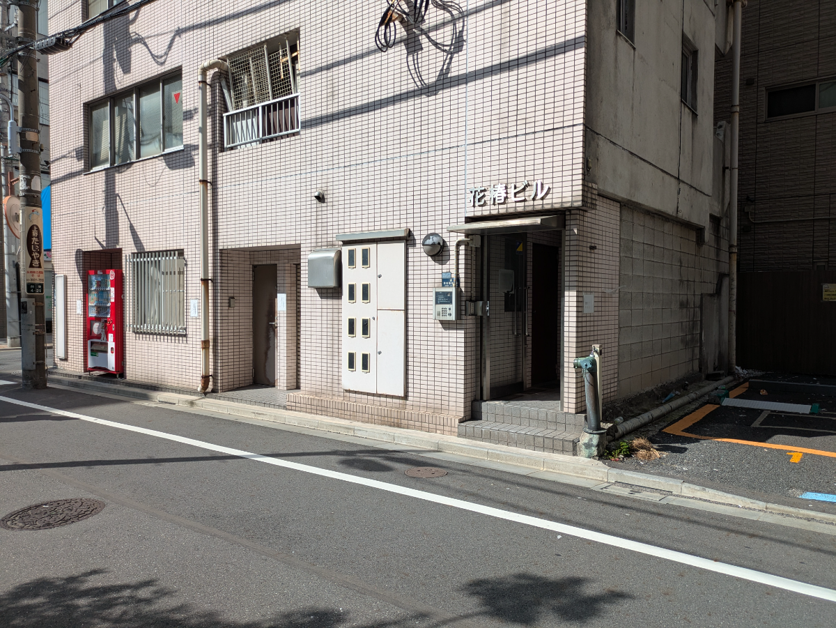 v20251114150803/fresh/building/J00100420300_9