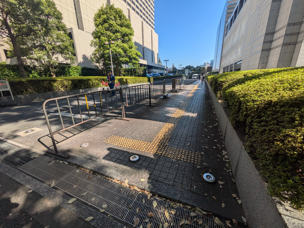 v20251114150803/fresh/building/J00100438925_2