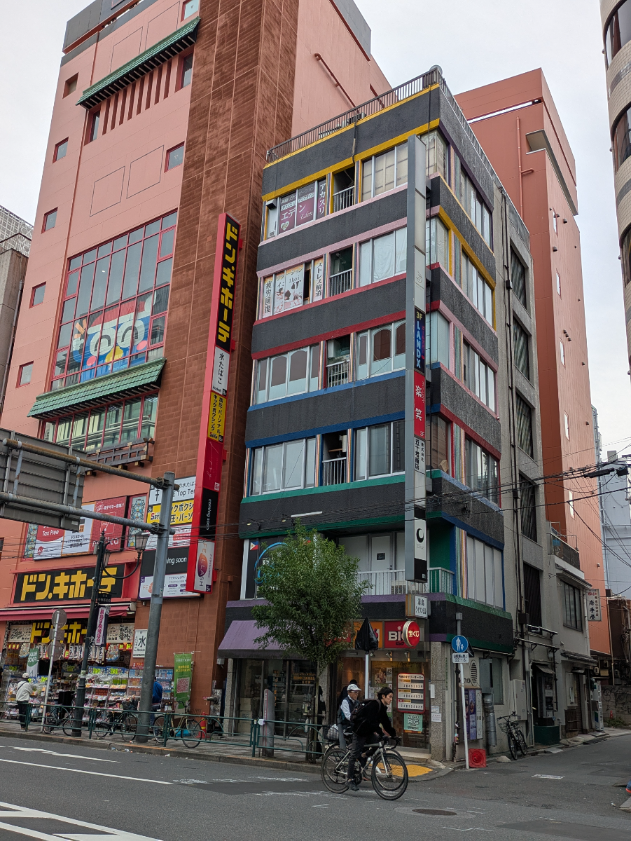 v20251117150812/fresh/building/J00100373057_7