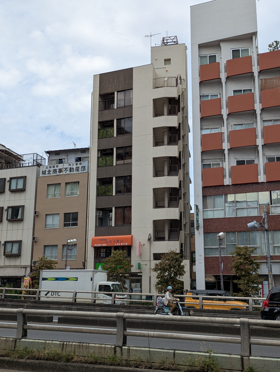 v20251117150812/fresh/building/J00100380081_7