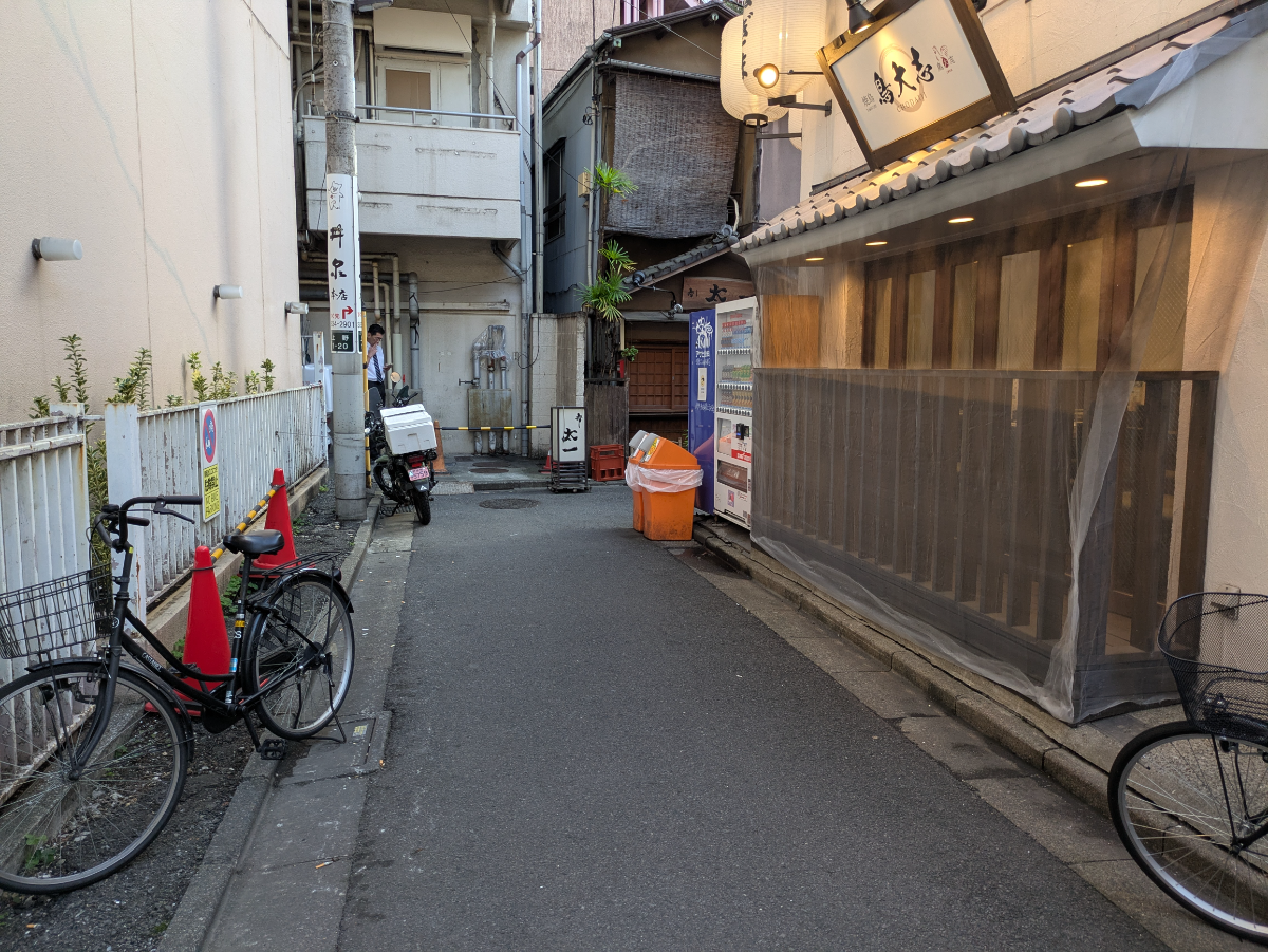 v20251117150812/fresh/building/J00100415880_11