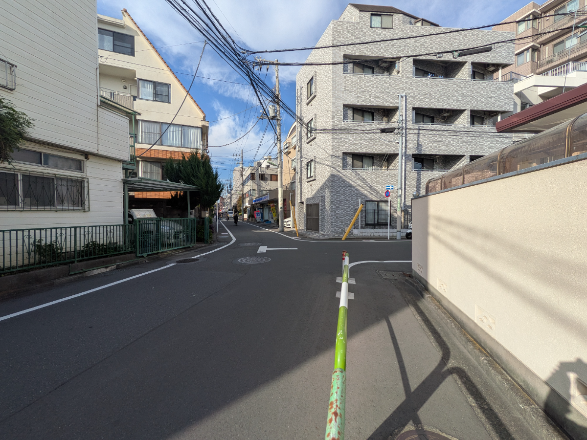 v20251118150804/fresh/building/J00100367024_2