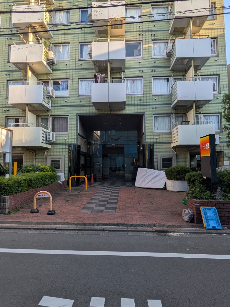 v20251118150804/fresh/building/J00100412608_3