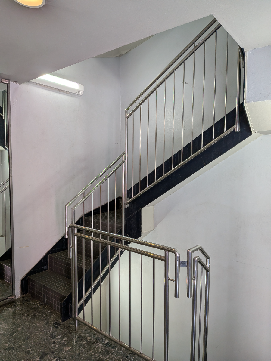 v20251120150807/fresh/building/J00100370960_13
