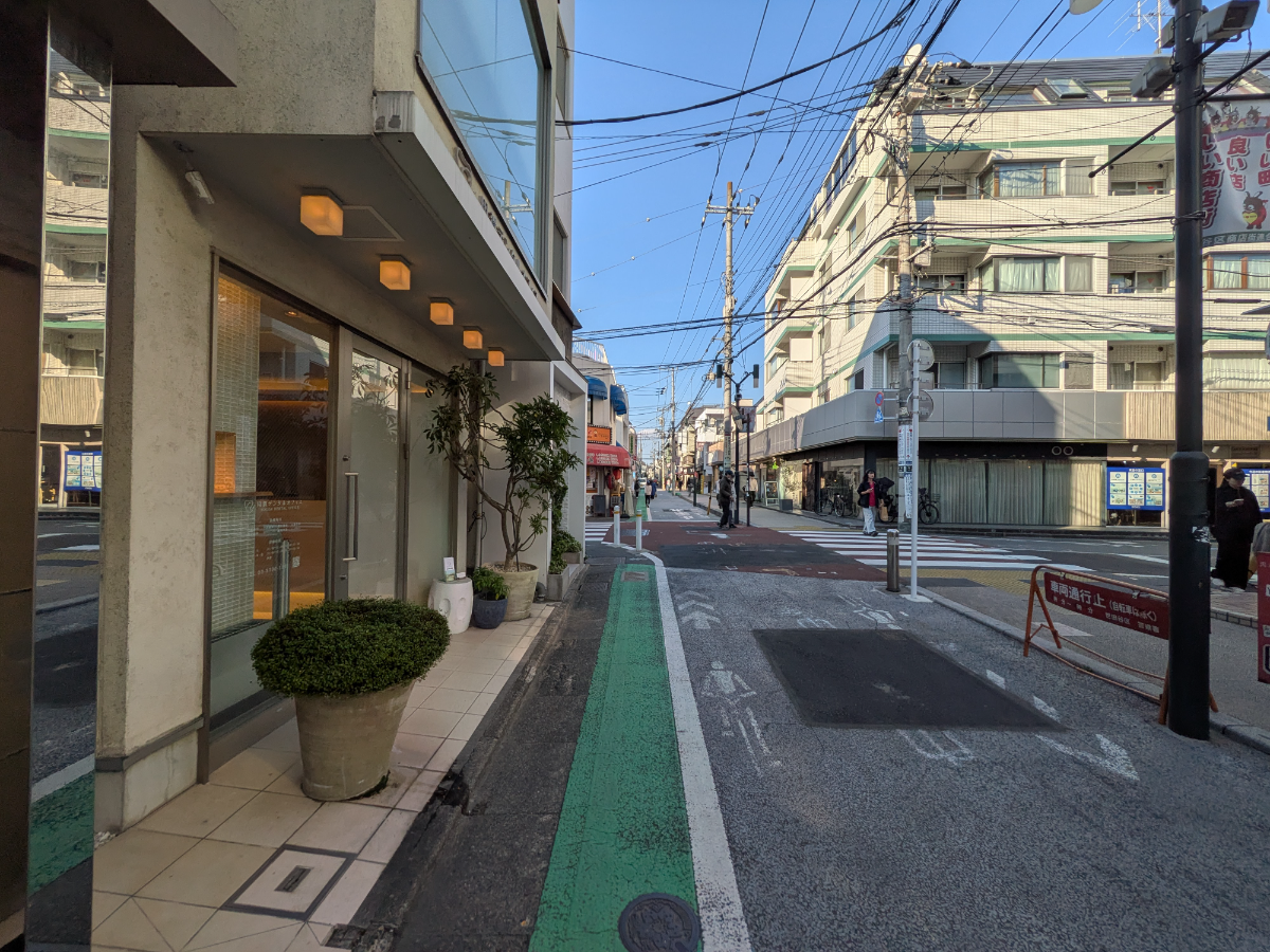 v20251120150807/fresh/building/J00100413784_2