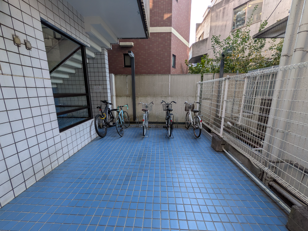 v20251120150807/fresh/building/J00100413785_13