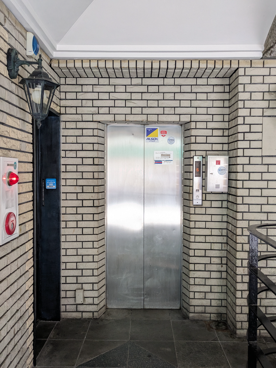 v20251120150807/fresh/building/J00100417218_4