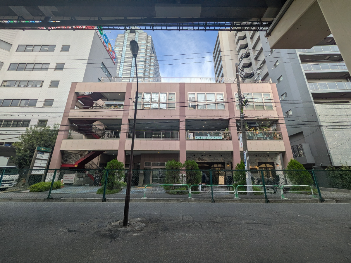 v20251120150807/fresh/building/J00100420141_1