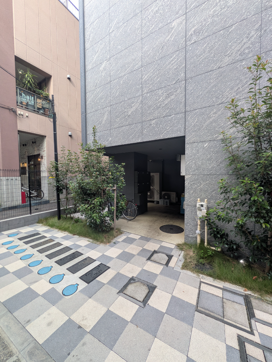v20251120150807/fresh/building/J00100469499_8